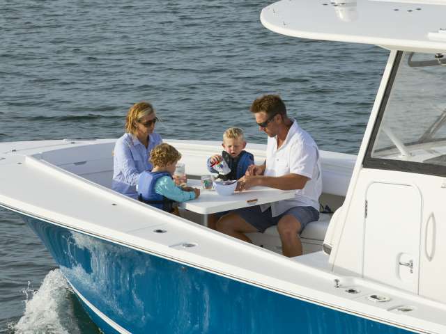 Regulator Boats