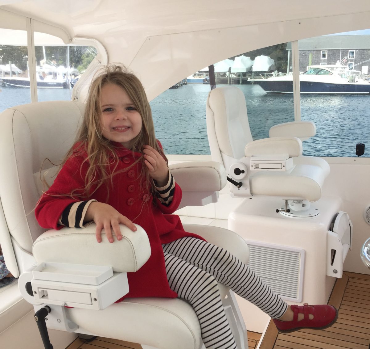 How to Take Your Baby Boating Lily boating2 e1539954281389