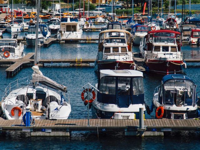 Wet Dock Or Dry Dock e1539957269130