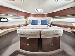 PRINCESS F50 f50 forward cabin 2a rt