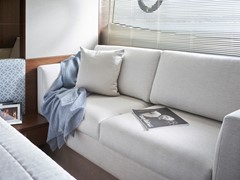 PRINCESS F50 f50 master stateroom detail rt