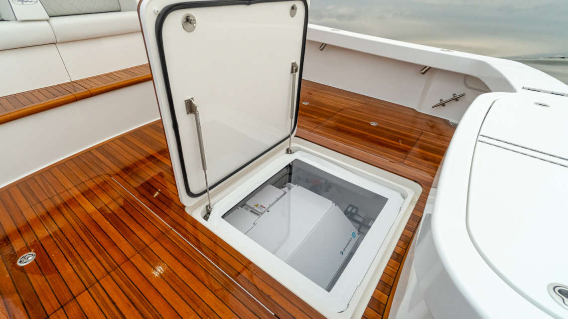 On the Red Carpet: the Viking 54C 54 c seakeeper