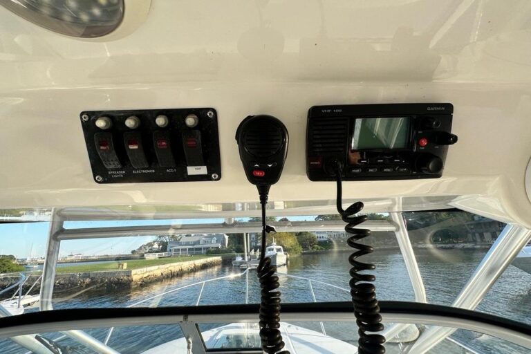 2009 Boston Whaler 285 Conquest