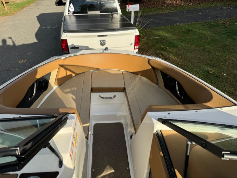 2017 Sea Ray SPX 190