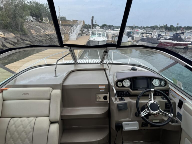 2018 Regal 28 Express