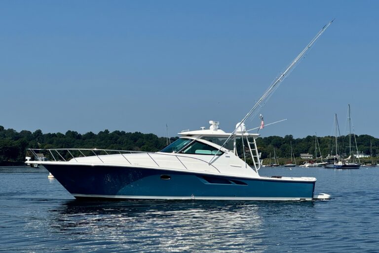 2019 Tiara Yachts 4300 Open