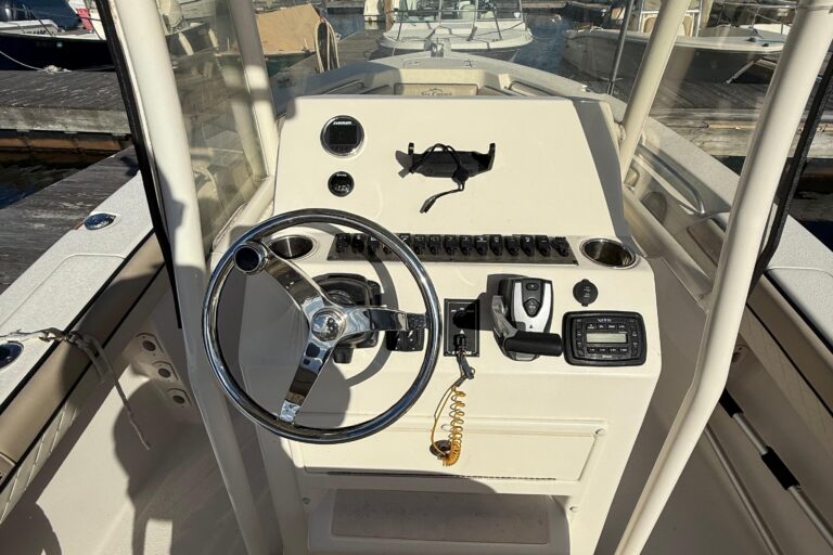 2020 Sea Chaser 22 HFC