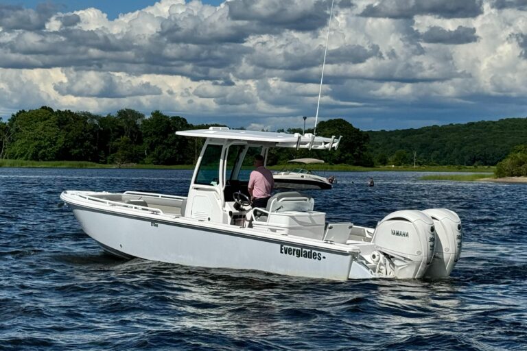 2024 Everglades 273 Center Console