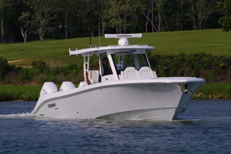2025 Everglades 375 Center Console