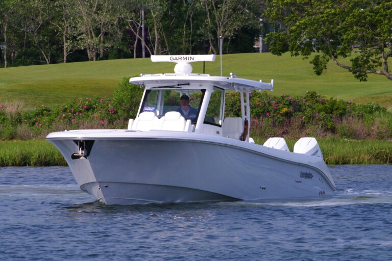 2025 Everglades 375 Center Console
