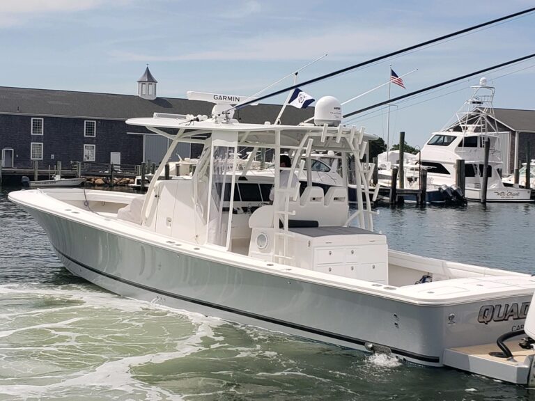 2018 Regulator 41 Center Console