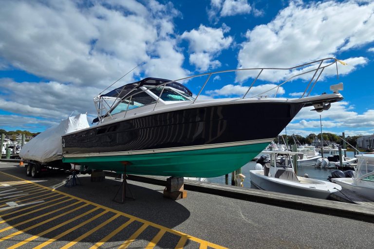 2004 Tiara Yachts 2900 Coronet