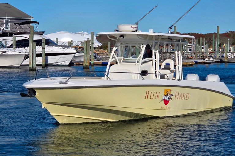 2013 Boston Whaler 320 Outrage