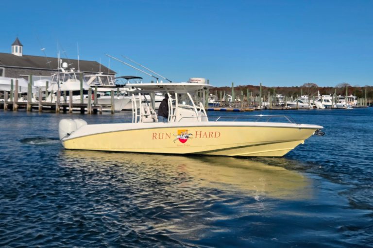 2013 Boston Whaler 320 Outrage