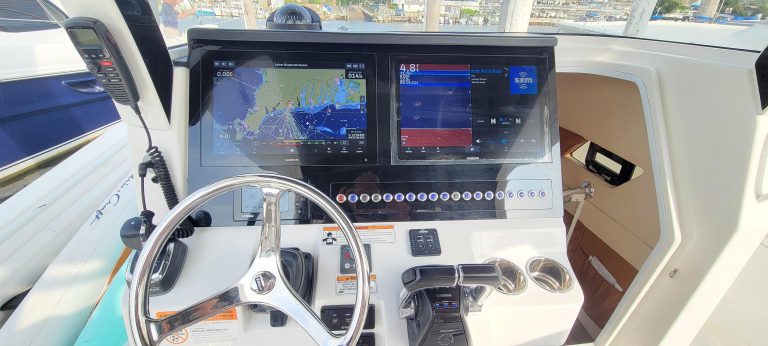 2018 Edgewater 370CC