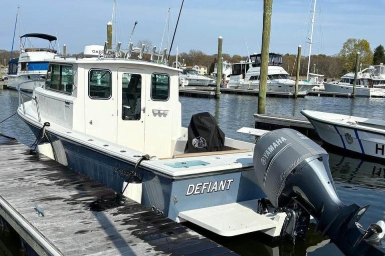 2019 Parker 2520 XL Sport Cabin