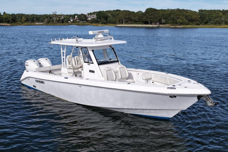 2020 Everglades 335 Center Console