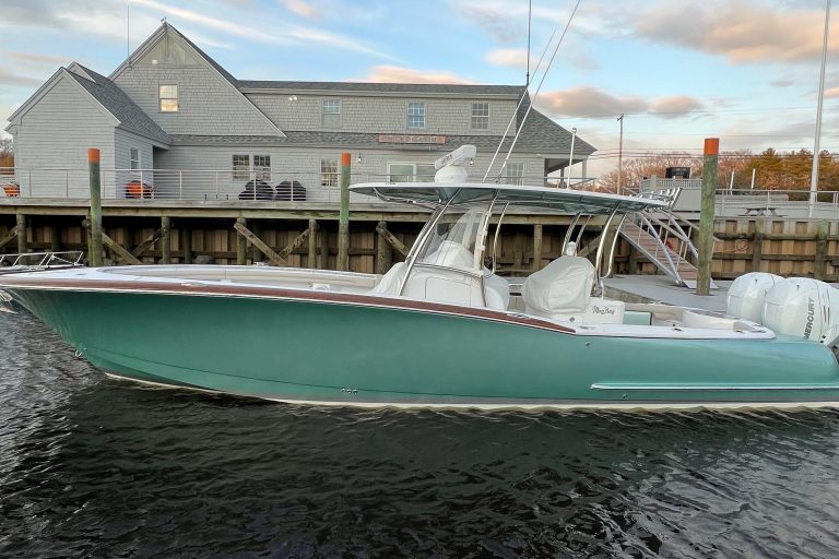 2021 Mag Bay 33 CC