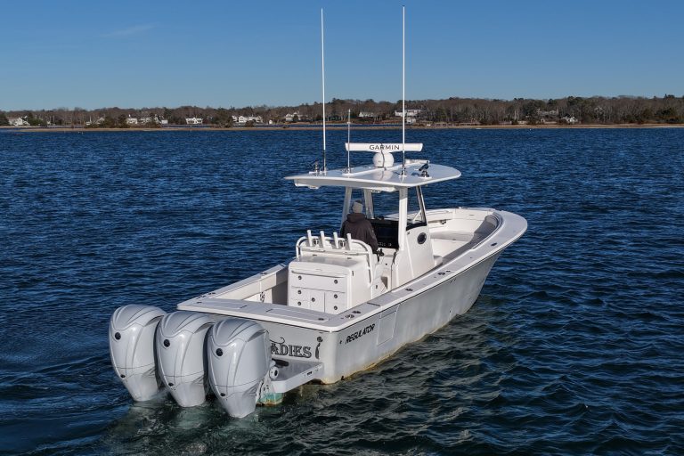2021 Regulator 34