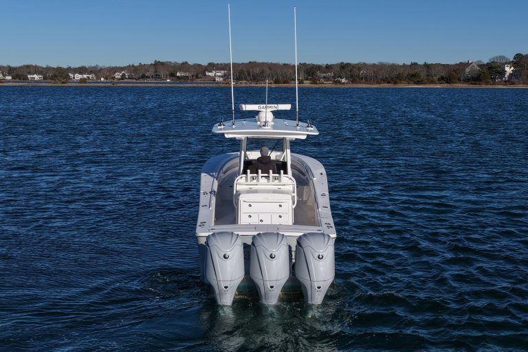 2021 Regulator 34